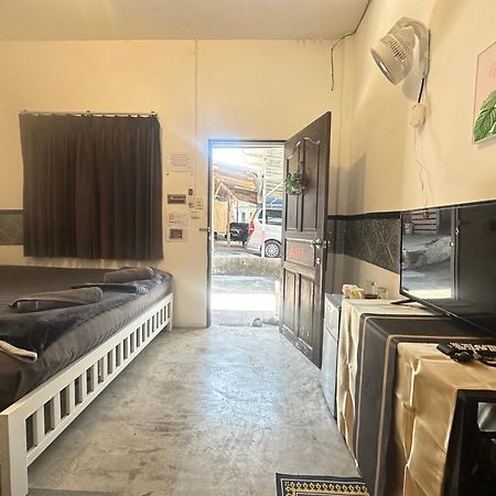 Me Hostel & Homestay At Haadrin 哈林海滩 外观 照片