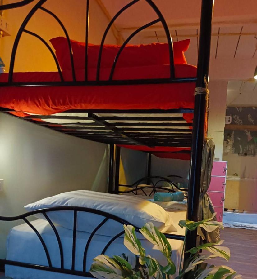 Me Hostel & Homestay At Haadrin 哈林海滩 外观 照片
