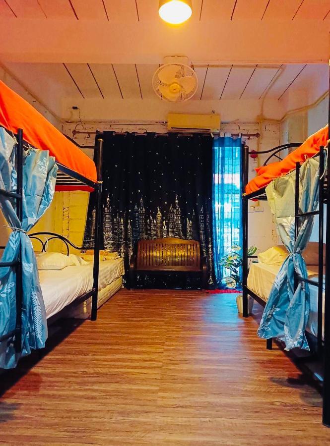 Me Hostel & Homestay At Haadrin 哈林海滩 外观 照片