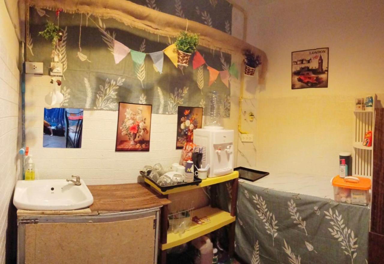 Me Hostel & Homestay At Haadrin 哈林海滩 外观 照片