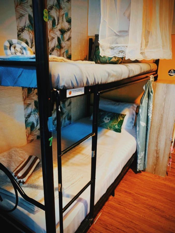 Me Hostel & Homestay At Haadrin 哈林海滩 外观 照片