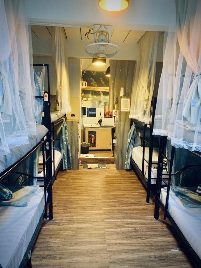 Me Hostel & Homestay At Haadrin 哈林海滩 外观 照片