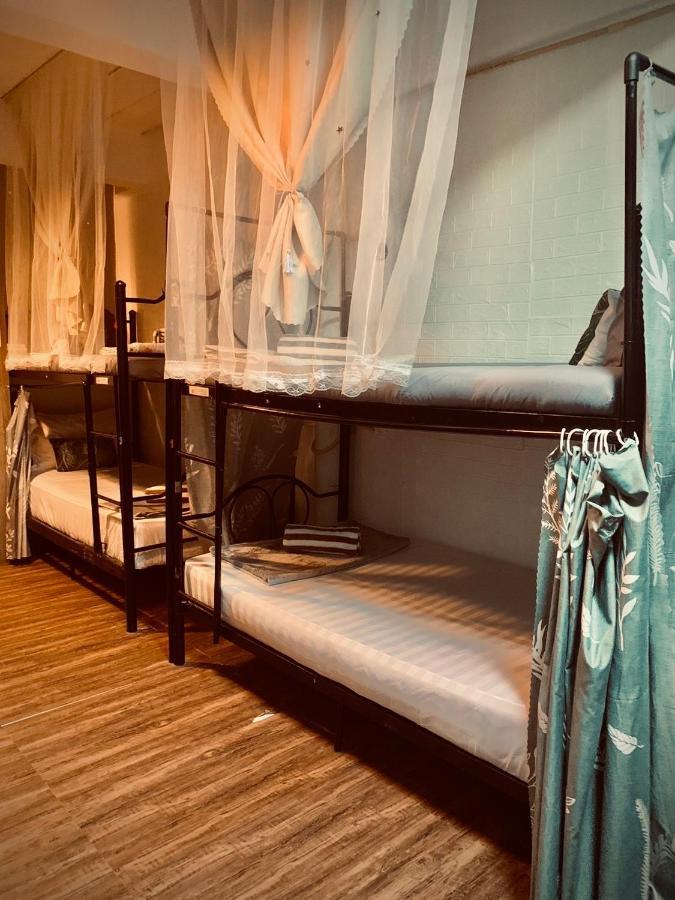 Me Hostel & Homestay At Haadrin 哈林海滩 外观 照片
