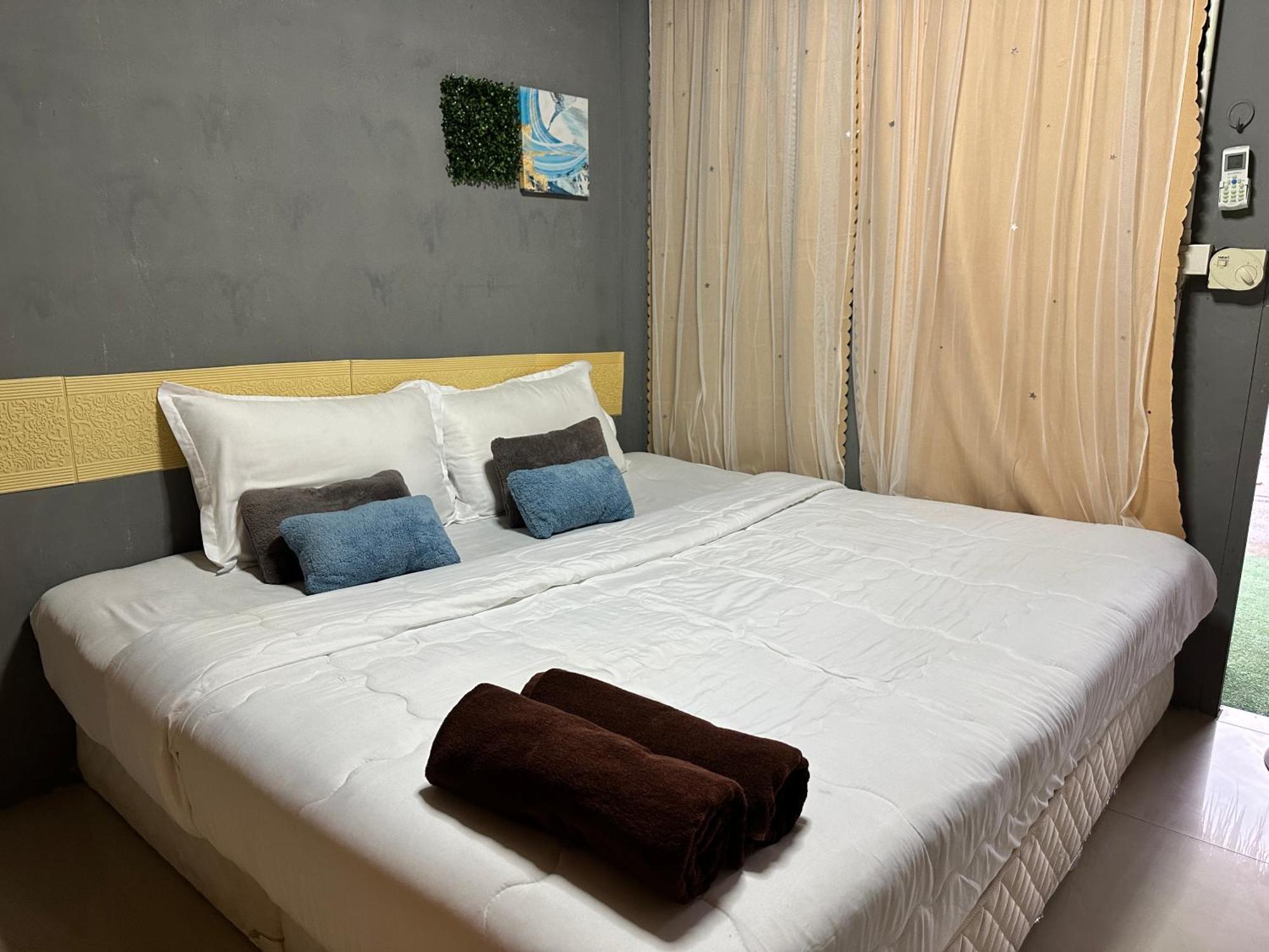Me Hostel & Homestay At Haadrin 哈林海滩 外观 照片